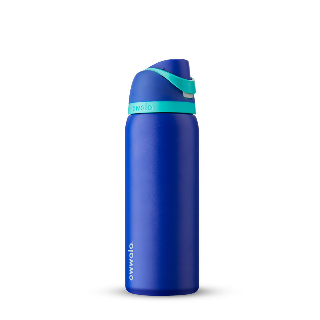 Owala FreeSip Insulated Stainless Steel Water Bottle with Straw for Sports & Travel 950ml - Blue / Smooshed Blueberry